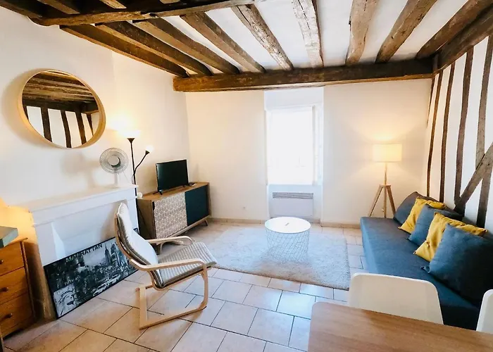 Fontainebleau Rue Grande - Chez Alexis